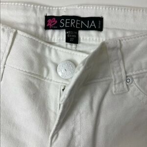 White jeans 2b Bebe
